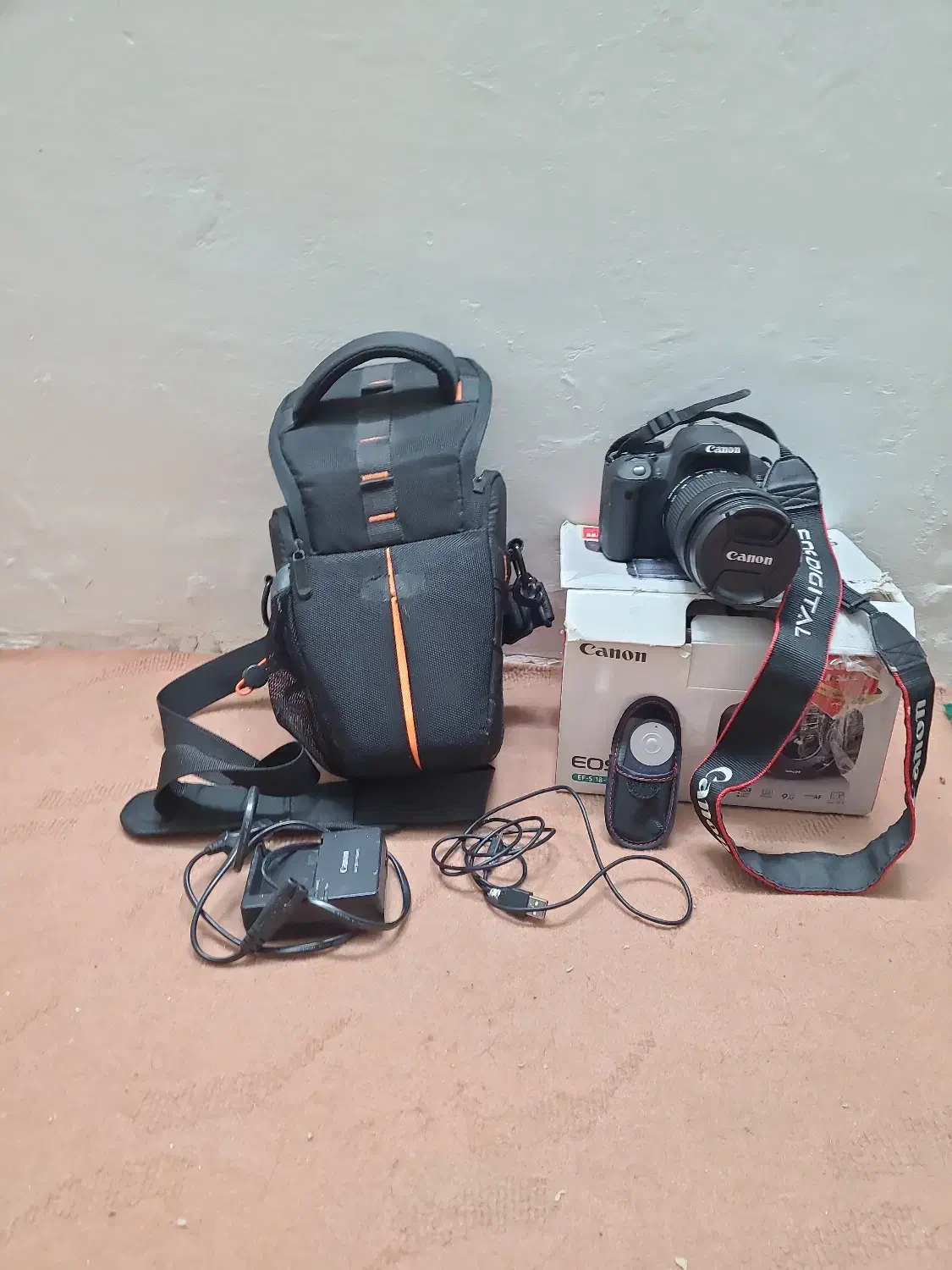 دوربین کَنون ۷۰۰ D در حدنو|دوربین عکاسی و فیلمبرداری|مشهد, رضاشهر|دیوار