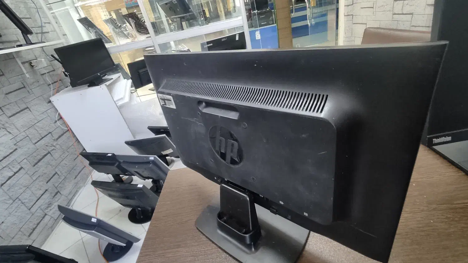 مانیتور ۲۰ اینچ Hp با ضمانت LE2002x|قطعات و لوازم جانبی رایانه|کرمانشاه, |دیوار
