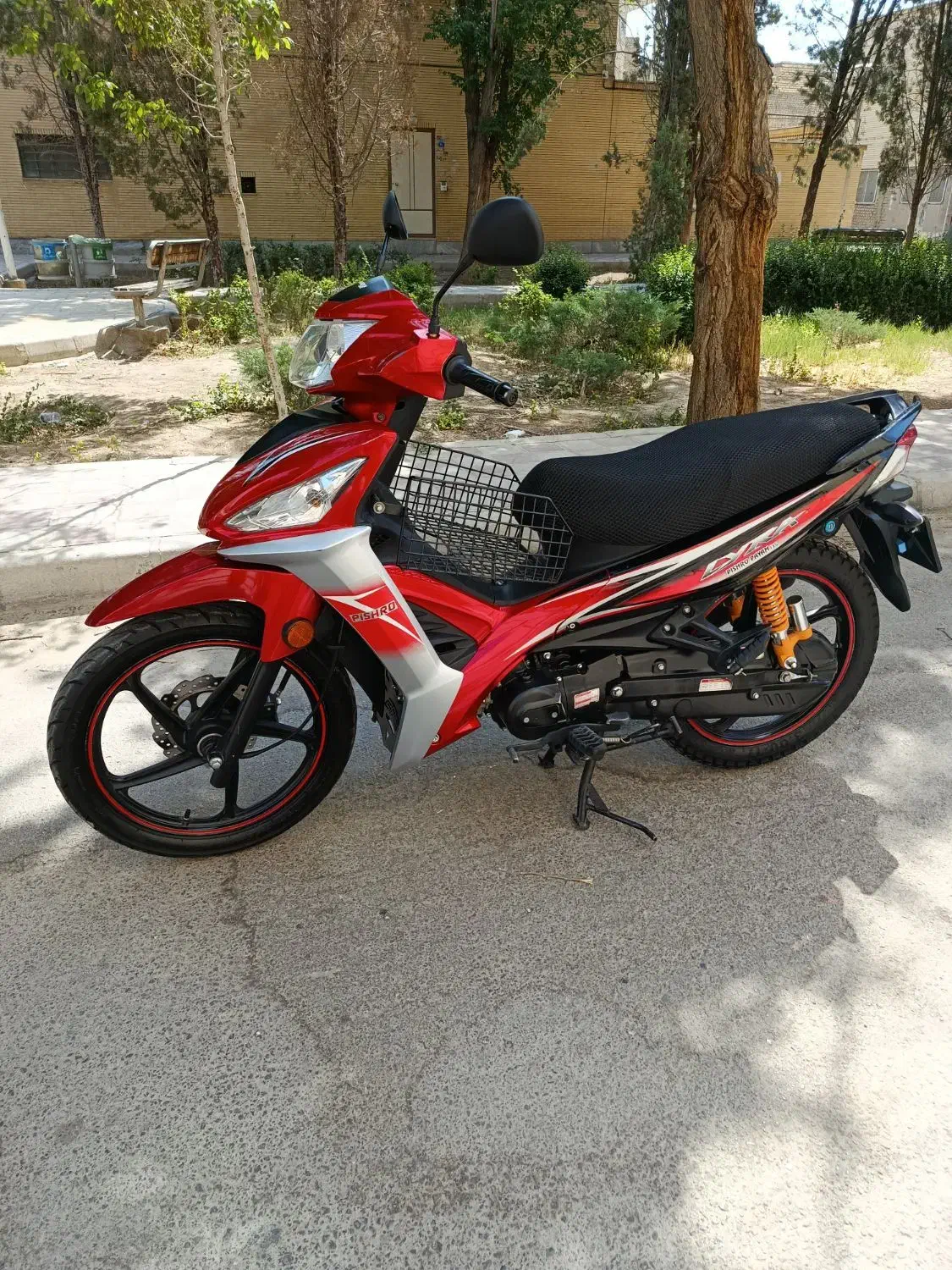 پیشرو ۱۳۵بیکلاج|موتورسیکلت|اصفهان, فجر|دیوار