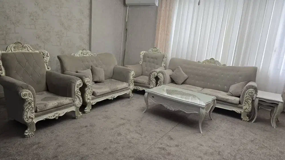 مبل راحتی 7نفره درحد نو سالم وتمیز|مبلمان خانگی و میز عسلی|کرج, کمالشهر|دیوار
