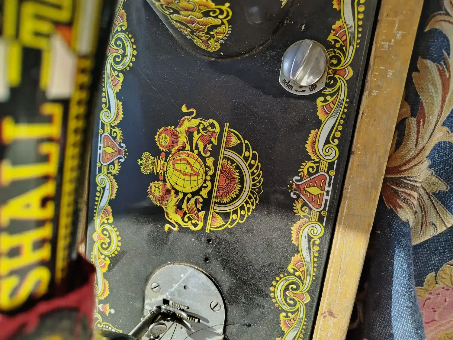 چرخ خیاطی دستی|چرخ خیاطی و ریسندگی|فولادشهر, A2|دیوار