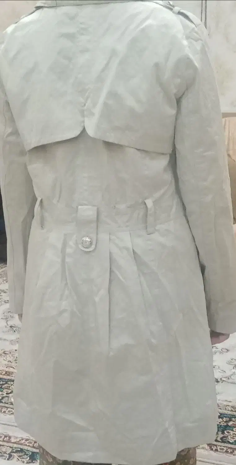 کت بارانی در حد نو|لباس|مهاباد (آذربایجان غربی), |دیوار