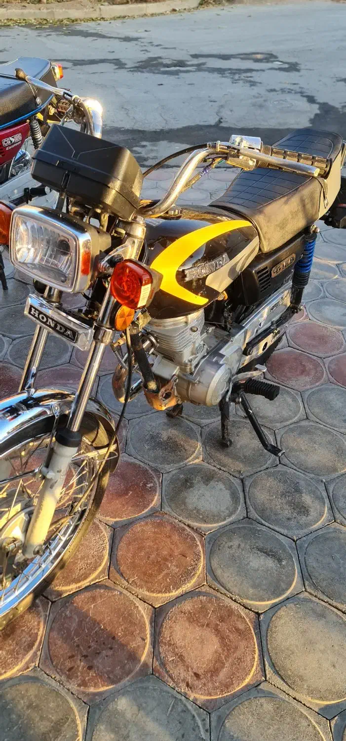 هندا ۱۲۵ پلاک قدیم|موتورسیکلت|بن, |دیوار