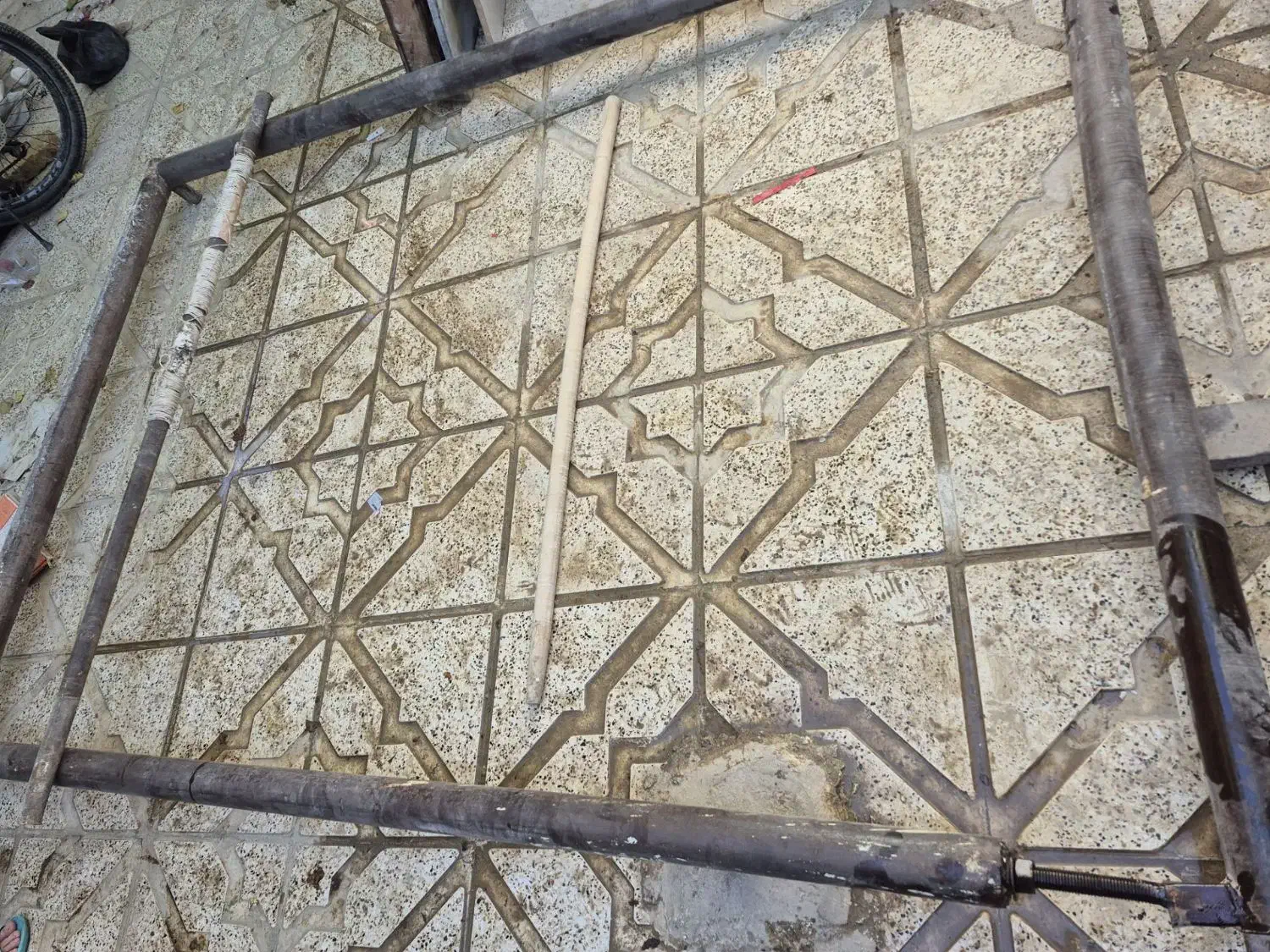 دار قالی بافی افقی و ۳عددعمودی|ابزارآلات|بجنورد, |دیوار