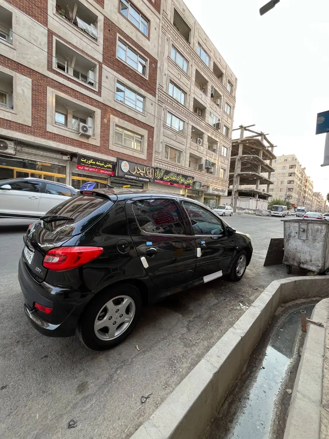 پژو ۲۰۷ مدل ۱۴۰۱ سقف شیشه ای پانا کم کارکرد|خودرو سواری و وانت|بهارستان, |دیوار