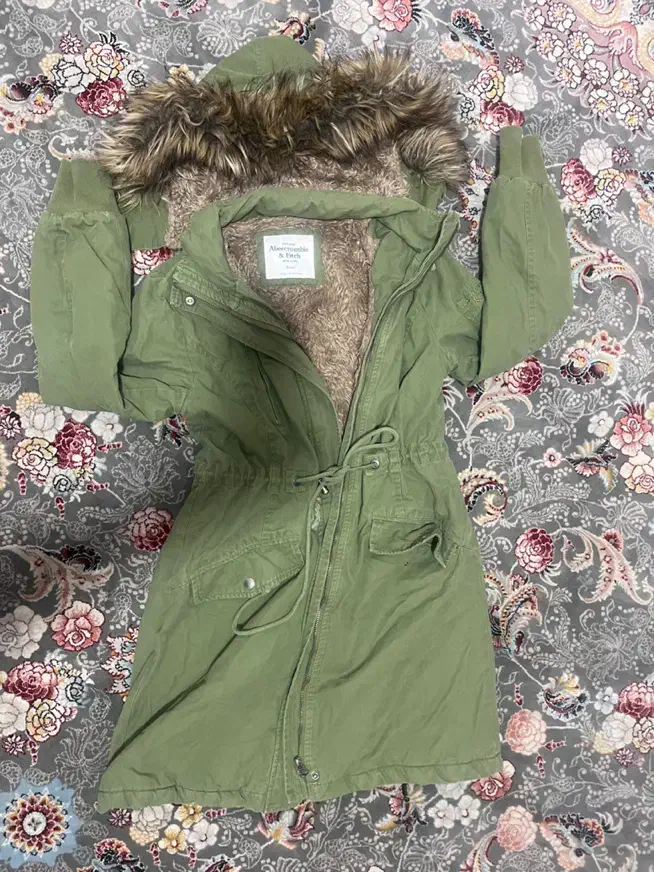 فروش کاپشن و پالتو نو خارجی|لباس|کرج, کمالشهر|دیوار