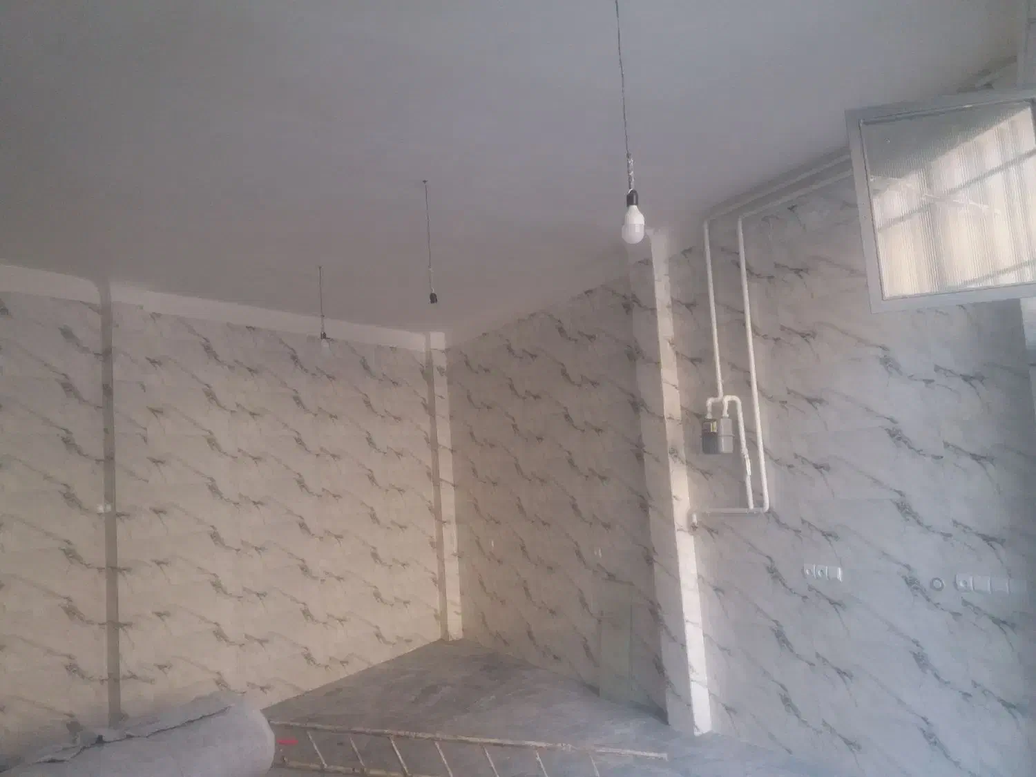 اجاره مغازه انباری...داش ساختمان سنگی چهارراه لاله|اجارهٔ مغازه و غرفه|تبریز, |دیوار