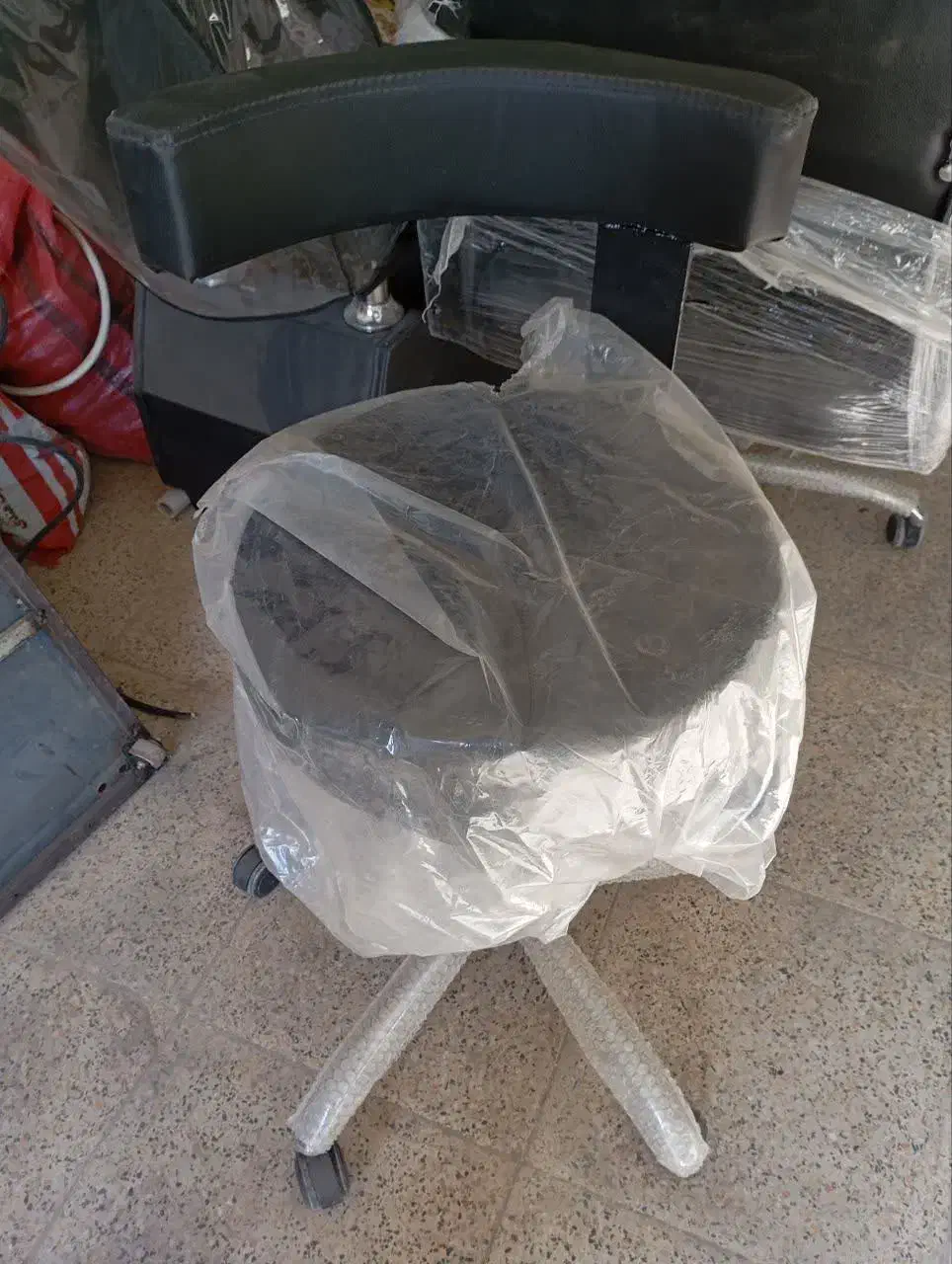 لوازم آرایشگاه نو|آرایشگاه و سالن‌های زیبایی|ملایر, |دیوار