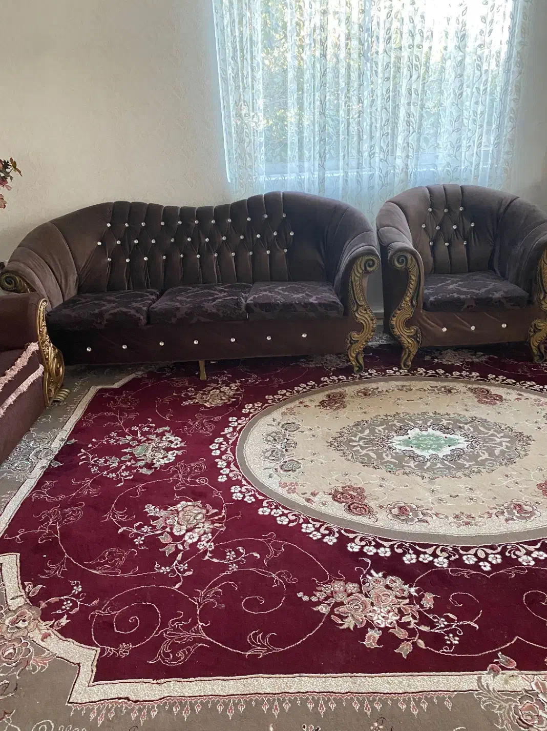 مبل سالم سالم به برای نداشتن جا میخوام رد کنم بره|مبلمان خانگی و میز عسلی|چمستان, |دیوار