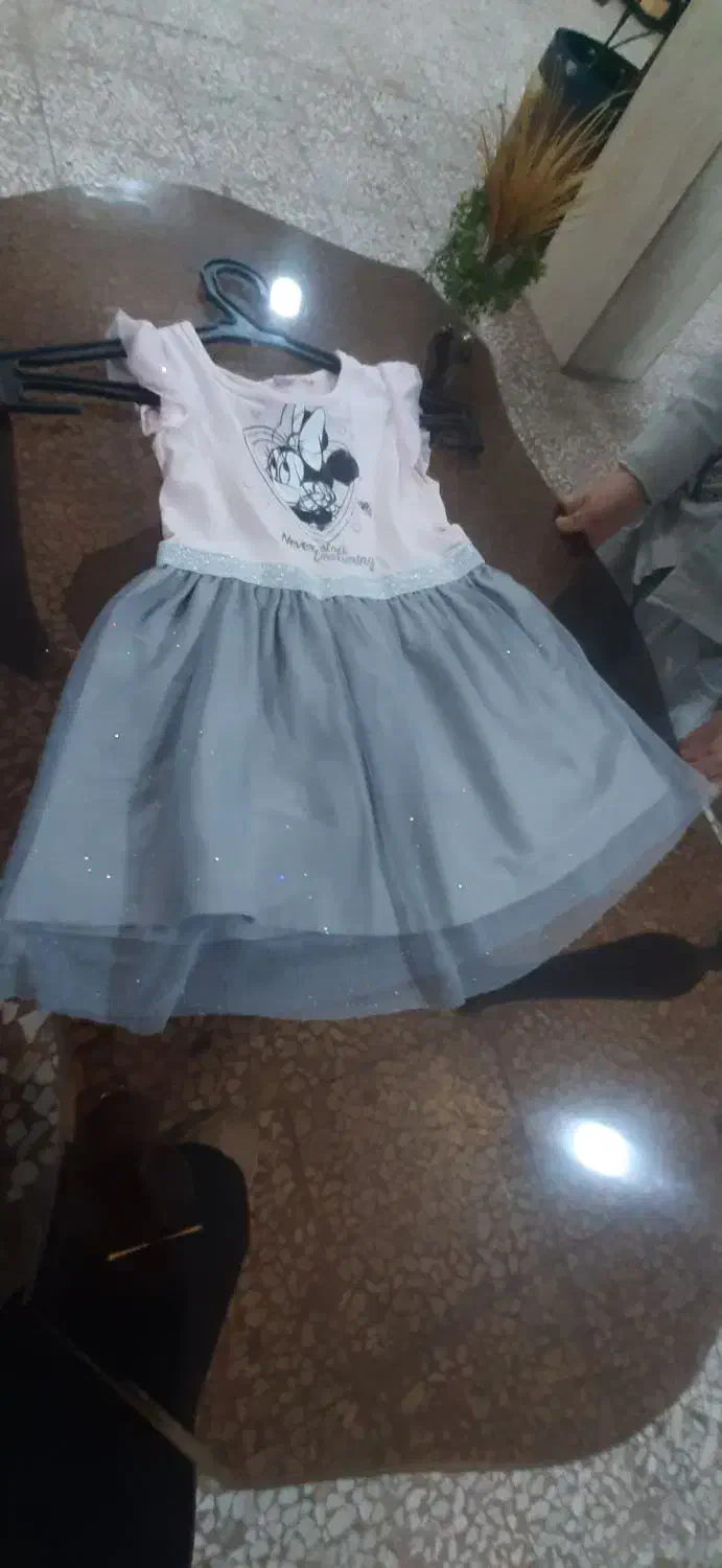 لباس مجلسی|کفش و لباس بچه|خوی, |دیوار