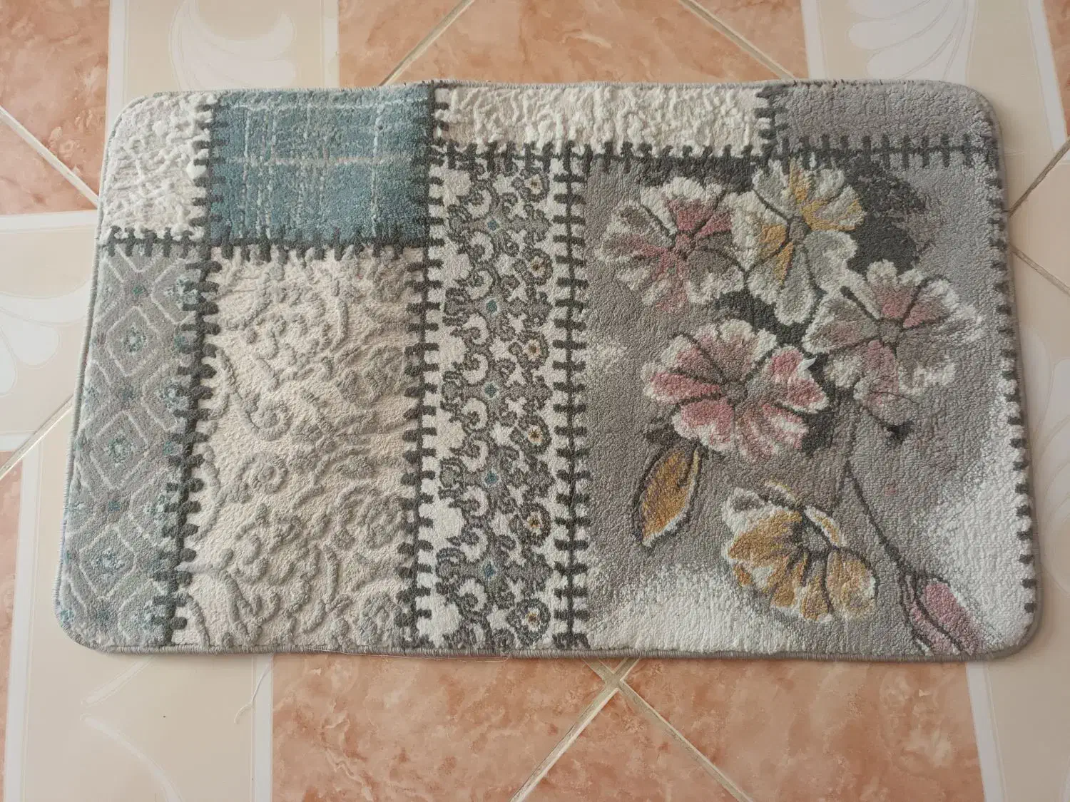 پادری درحد نو|پادری|بروجرد, |دیوار