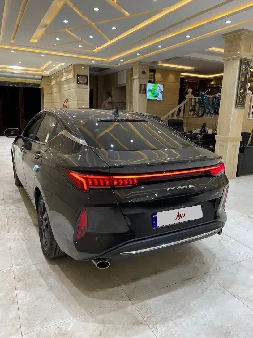 کی ام سی j7 مدل ۴۰۳|خودرو سواری و وانت|کرمان, |دیوار