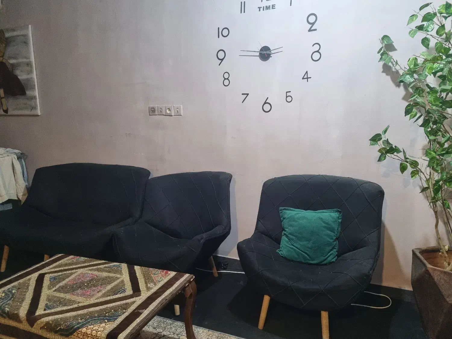 مبل چستر|مبلمان خانگی و میز عسلی|اهواز, زیتون کارمندی|دیوار