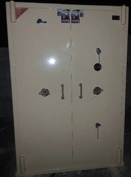 گاوصندوق 2000کاوه اصلی بانکی زد سرقت|ابزارآلات|تربتحیدریه, مسجد جامع|دیوار