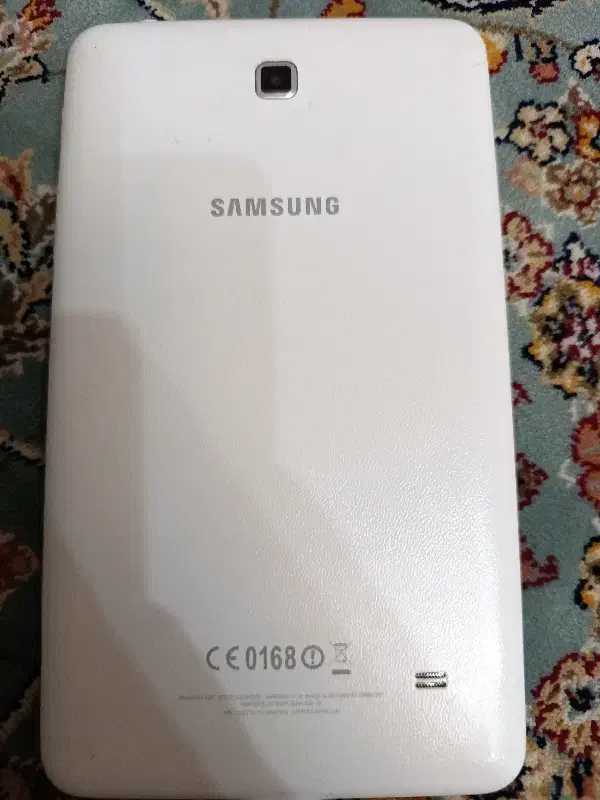 تبلت تب4|تبلت|کرج, بنیاد|دیوار