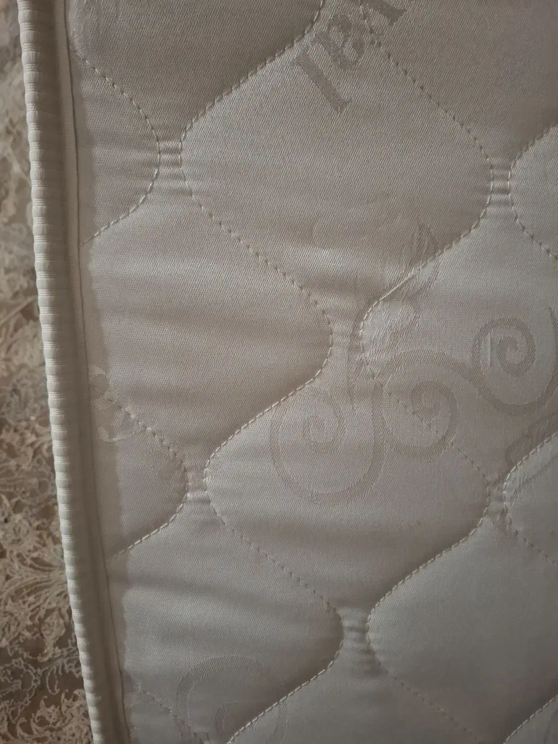 تشک رویال 200 *۱۶۰|تشک تختخواب|یزد, |دیوار