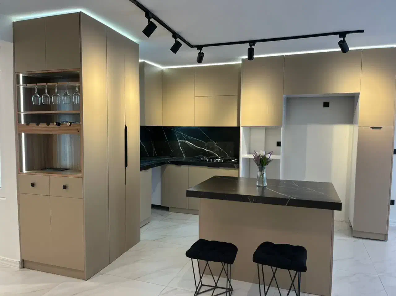 ۸۸متر ۲دوخواب نیاوران/خاص و شیک مناسب مشکلپسندان|فروش آپارتمان|تهران, نیاوران|دیوار