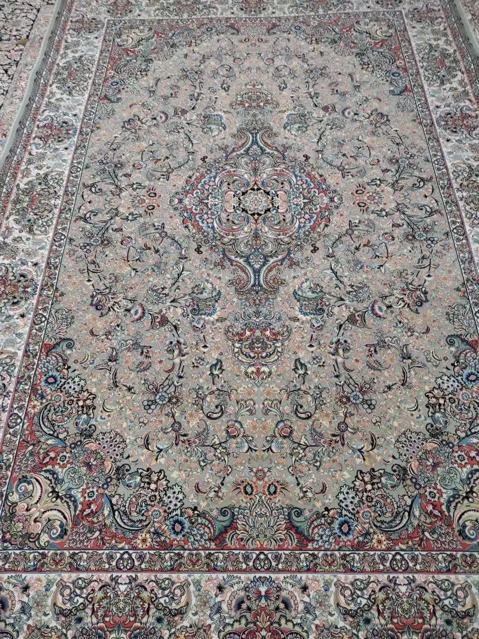 فرش بهار ۵تخته۹متری مشهد۱۲۰۰تراکم ۳۶۰۰ کد۸۰۲۰۲۶|فرش|مشهد, وحید|دیوار