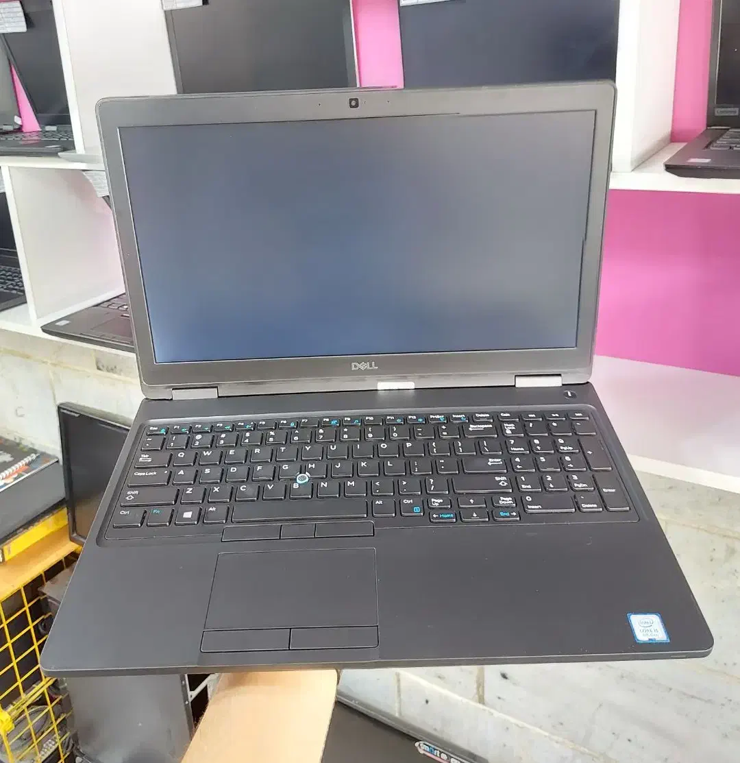 لپتاپ دل i5 8365 RAM16 SSD256 UHD حسابداری طراحی|رایانه همراه|کرج, گلشهر|دیوار