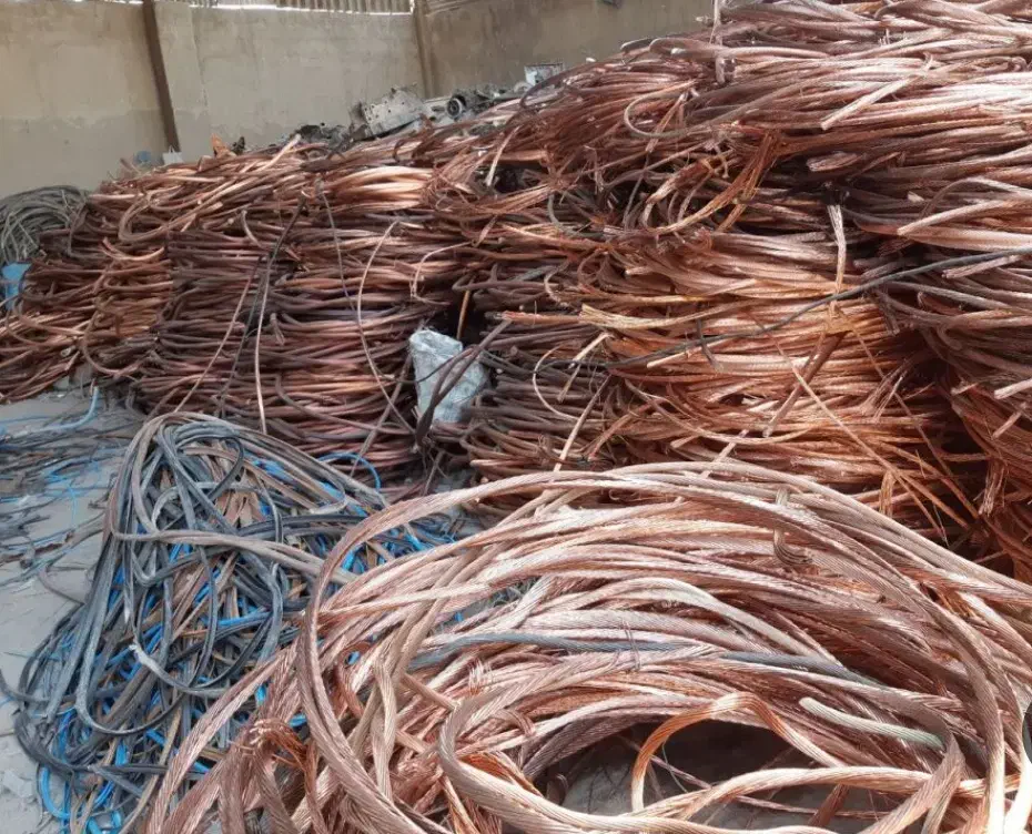 ضایعات مس برنز پروفیل... بالاترین قیمت تبریز|عمدهفروشی|تبریز, |دیوار