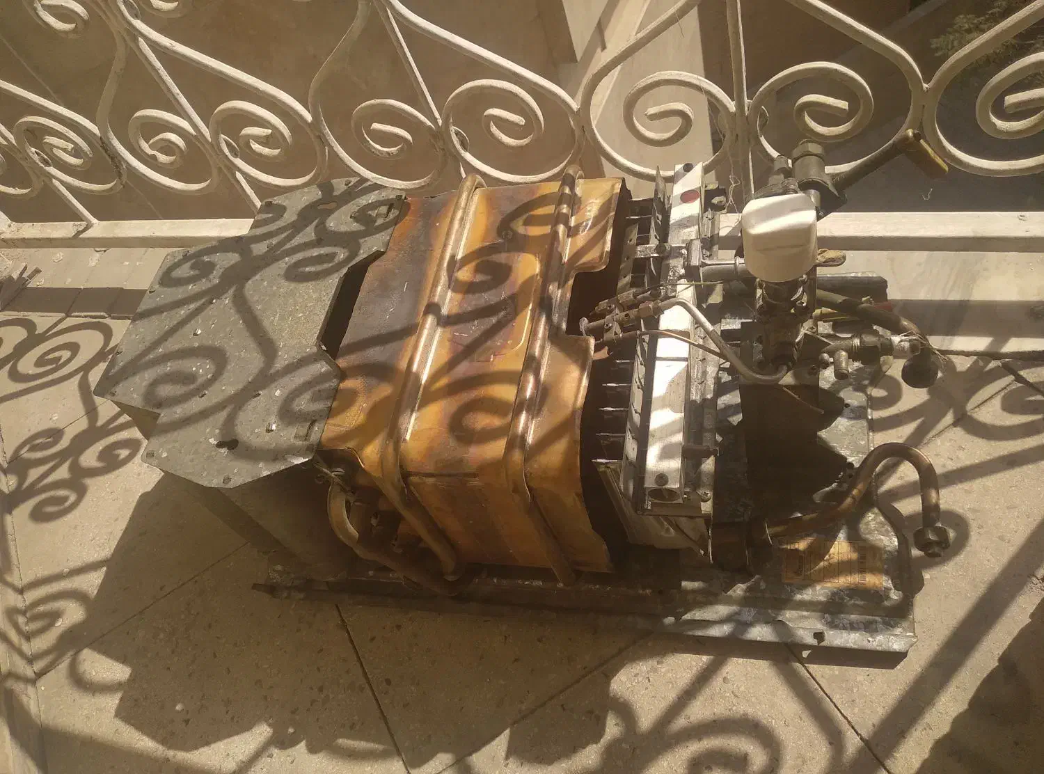 آبگرمکن بوتان مدل ۳۱۱۴ سالم وسلامت|آبگرمکن، پکیج، شوفاژ|تهران, توحید|دیوار