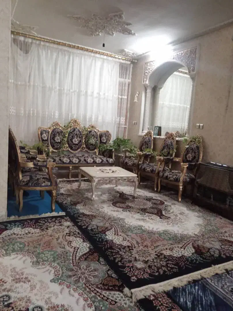 خانه دو طبقه دربست|اجارهٔ خانه و ویلا|قم, مجیدیه|دیوار