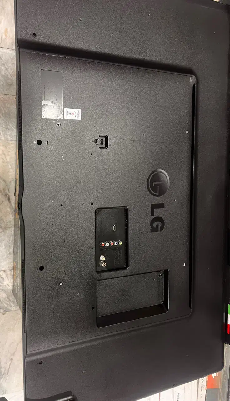 ال ای دی ۵۵ الجی ماهواره دار در حد نو|تلویزیون و پروژکتور|زاهدان, |دیوار