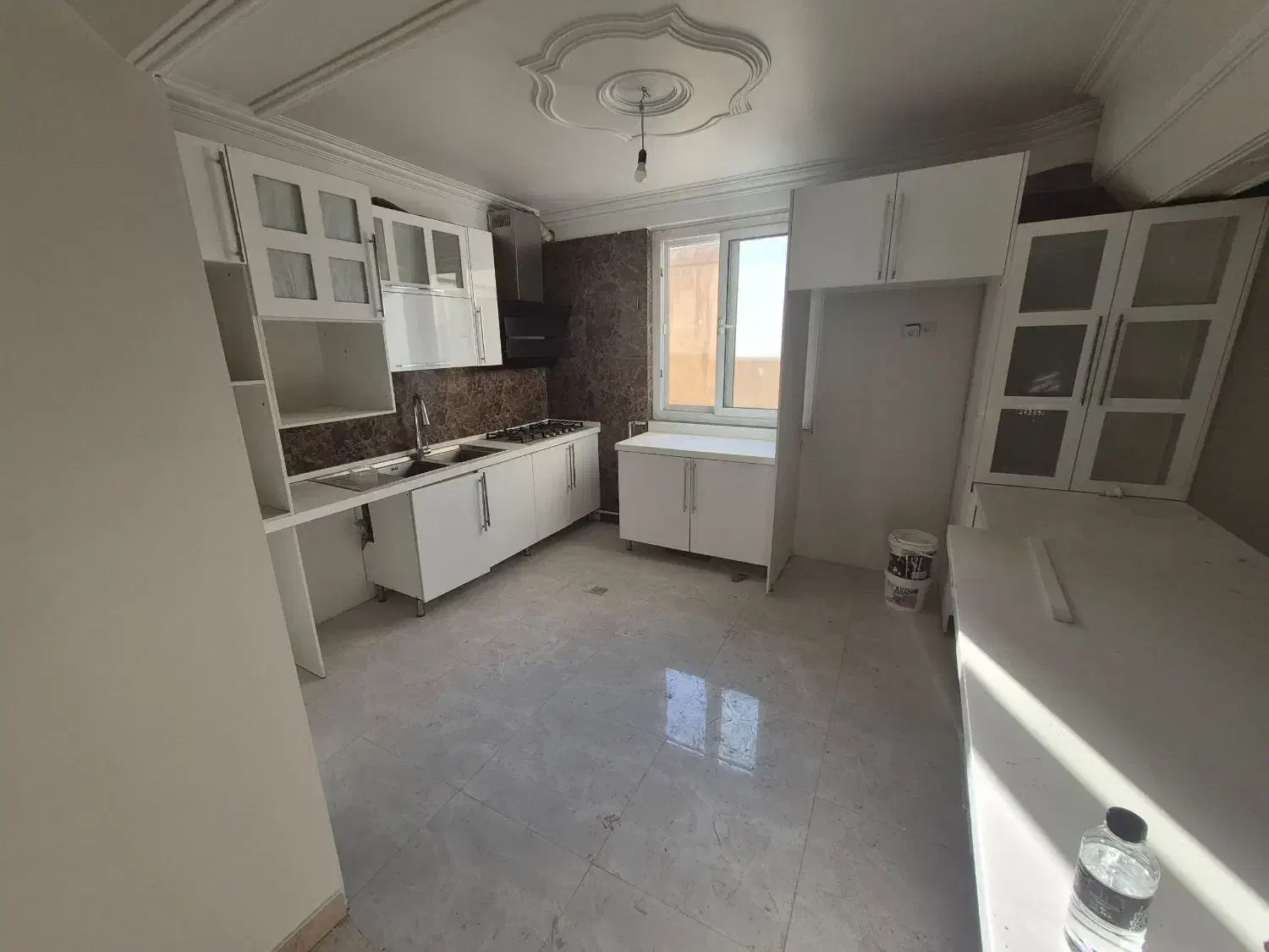 واحد اجاره ای ۱۴۵ متر ۳خواب /طبقه دوم شهید عراقی