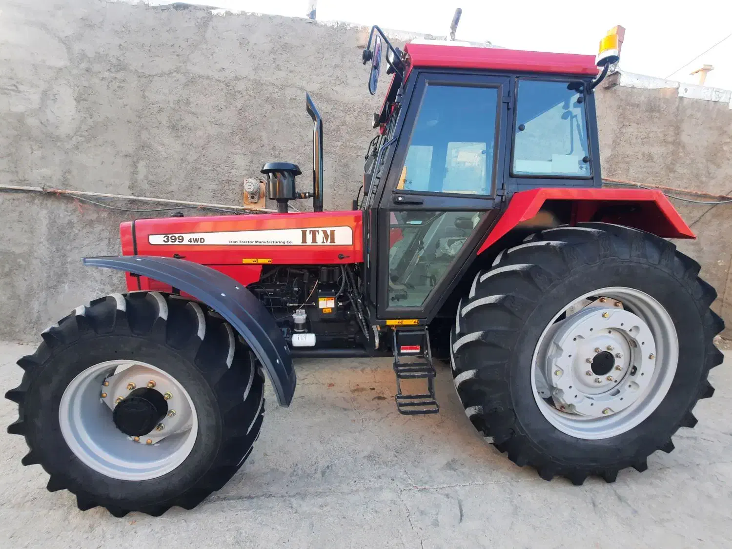 تراکتور کابین دار جدید|خودرو سنگین|شاهنجرین, |دیوار