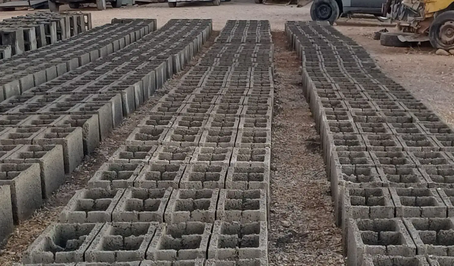 کارگاه بلوک زنی تازه آباد روبرو تالار خشایار|مصالح و تجهیزات ساختمان|کوهدشت, |دیوار