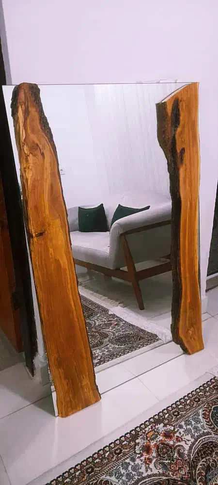 آینه|آینه|پیربازار, |دیوار