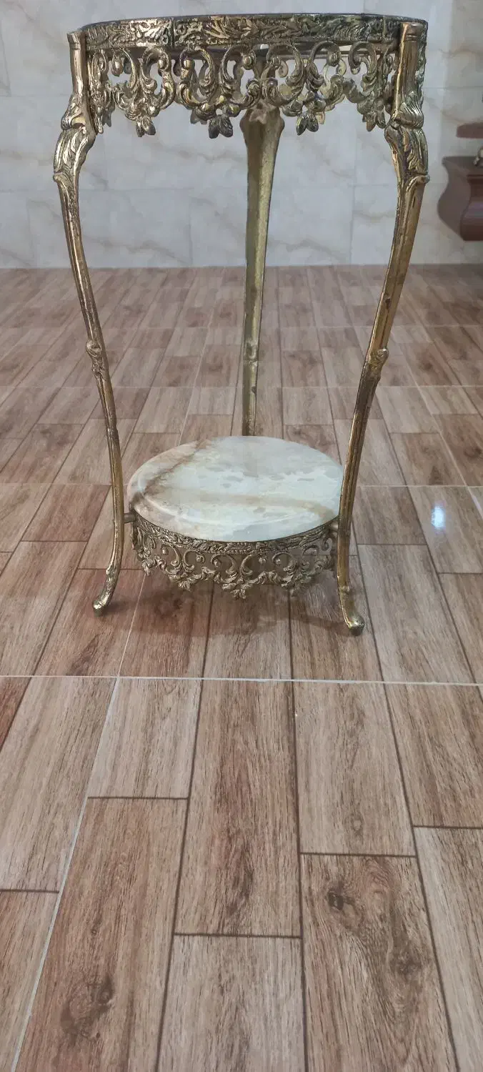 میز برنزی|مبلمان خانگی و میز عسلی|صفادشت, |دیوار