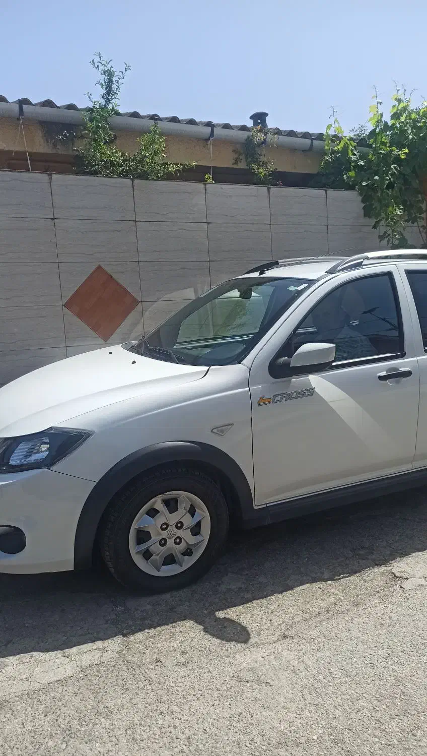 کوئیک دنده ای بسیار سالم و کم کارکرد 1401|خودرو سواری و وانت|قائم‌شهر, |دیوار