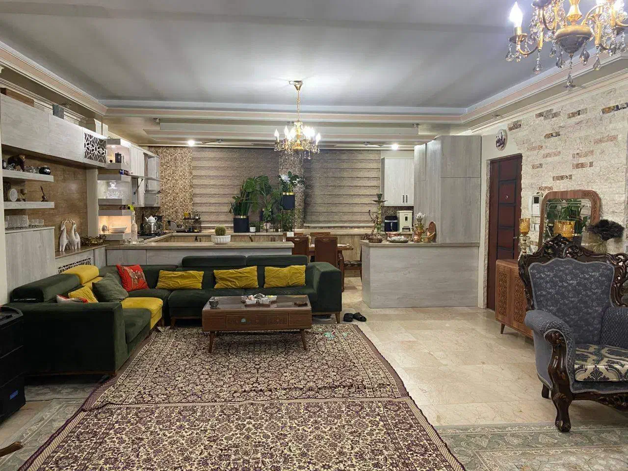 فروش 105 متر/2 خواب فول امکانات محدوده اطلاعات|فروش آپارتمان|تهران, آشتیانی|دیوار