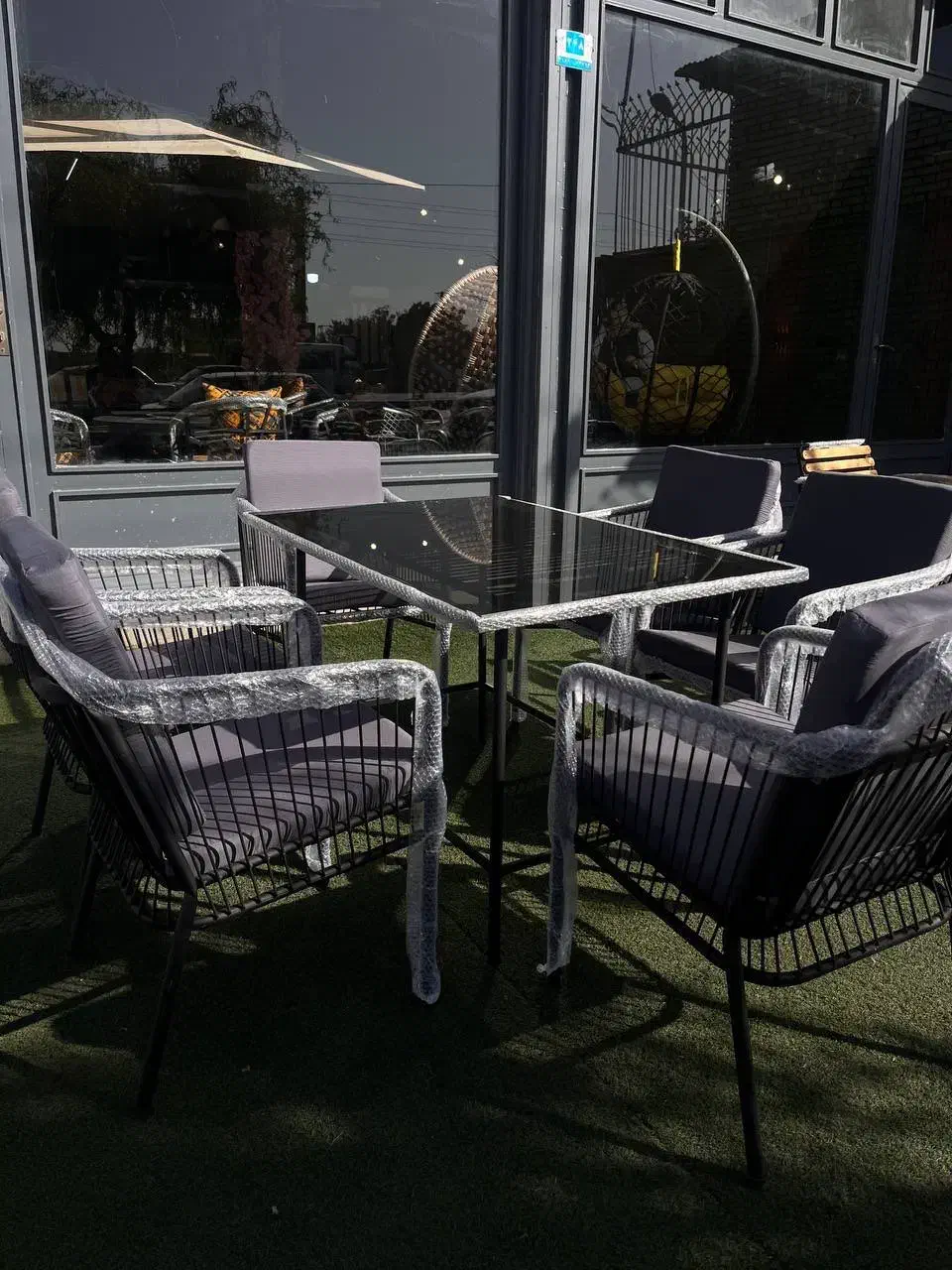 ست میز صندلی کافه رستورانی اماتیس مربع نیم تنه|کافیشاپ و رستوران|تهران, تهرانسر مرکزی|دیوار