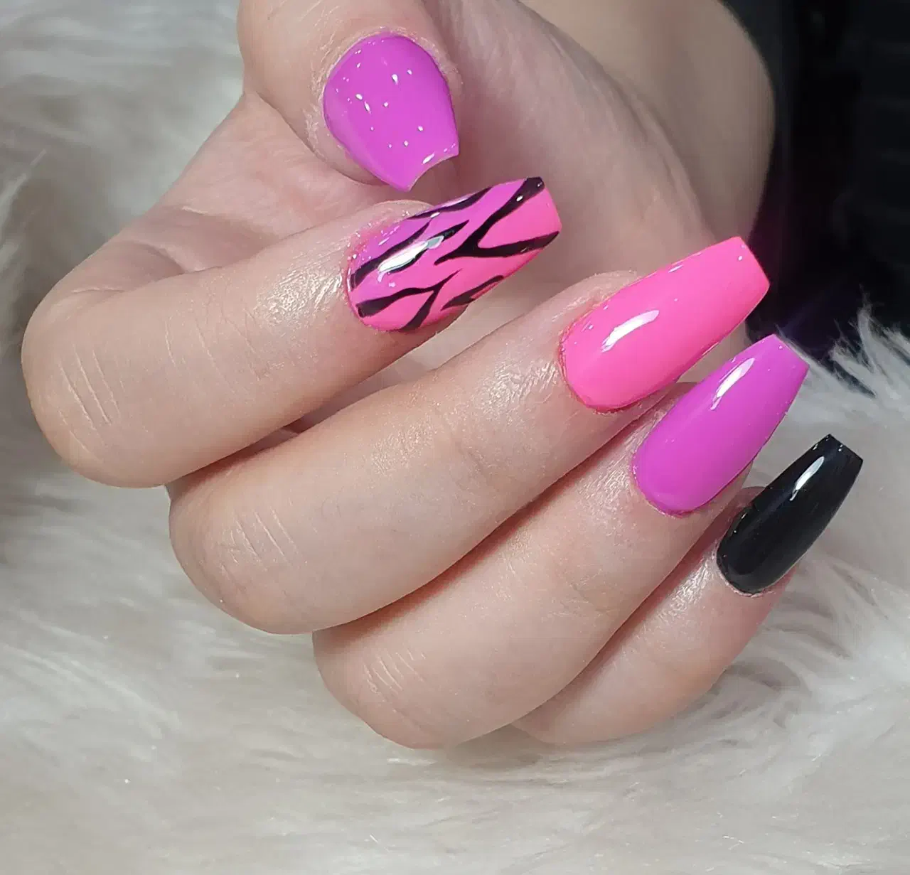 تخفیف یلدایی خدمات ناخن|خدمات آرایشگری و زیبایی|آبادان, |دیوار