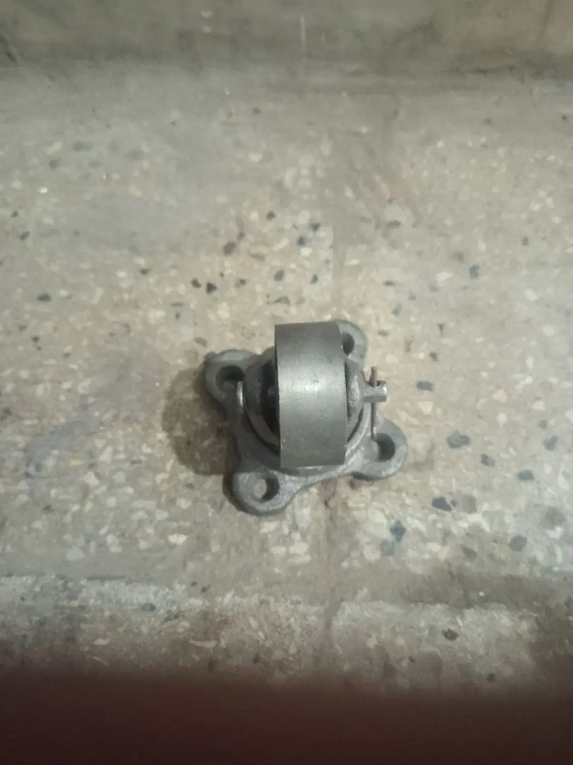 چرخ|ابزارآلات|قیامدشت - خاورشهر, |دیوار