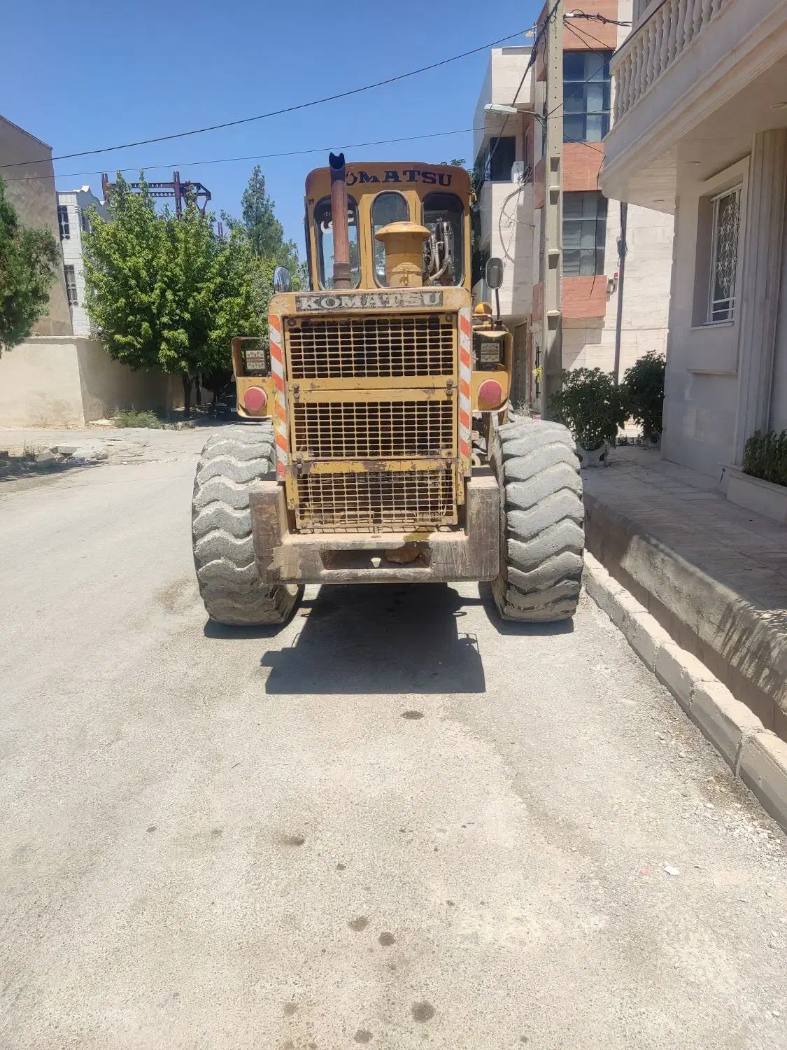 بصورت اجاره ویا ساعتی لودر کوماتسو90|خودرو سنگین|ایوان, |دیوار