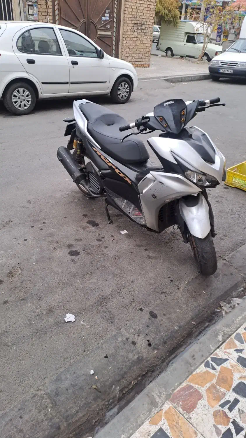 زیگما ۱۸۰ موتوری سالم|موتورسیکلت|اسلامشهر, شهرک قائمیه|دیوار