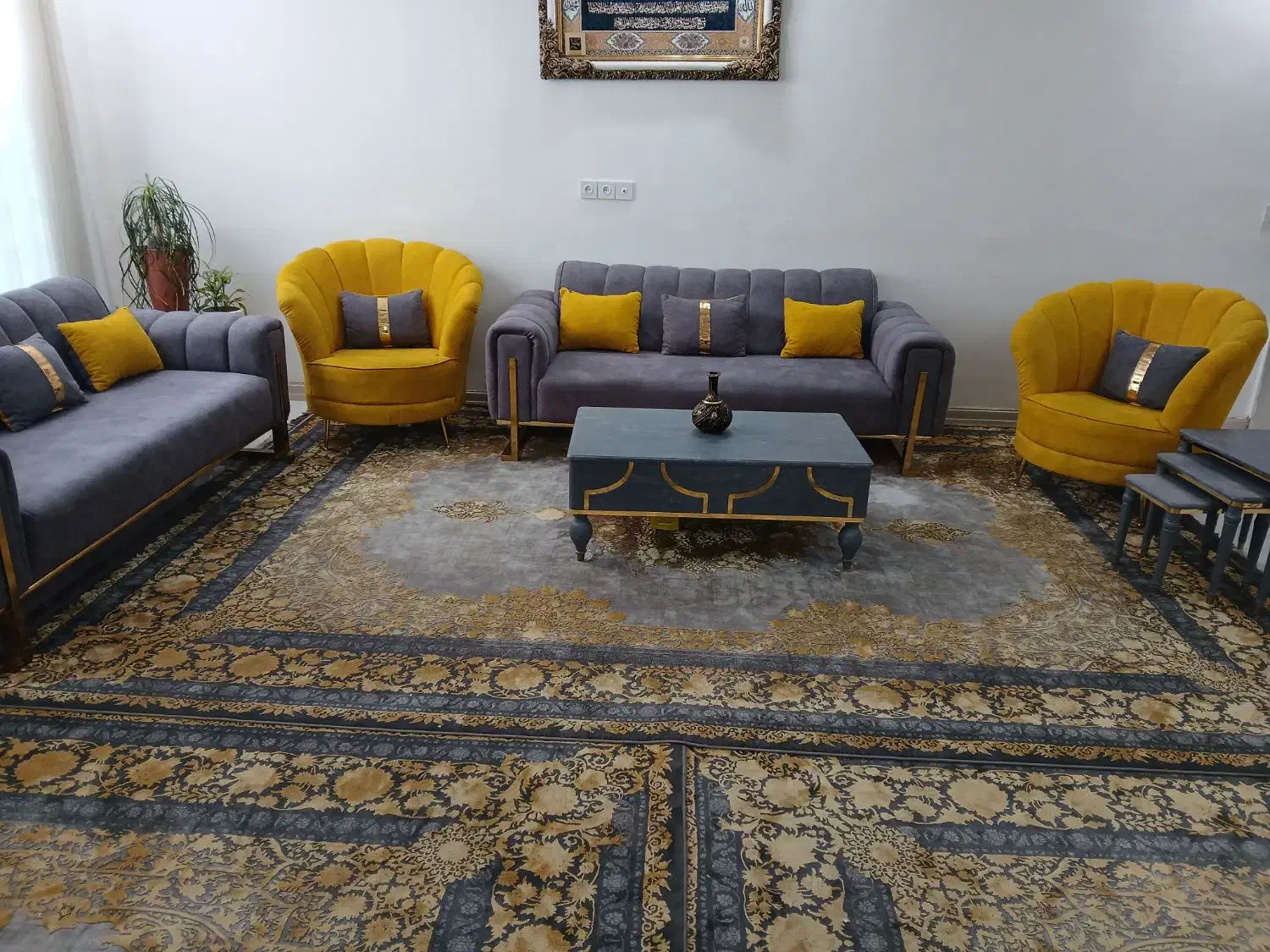 مبل|مبلمان خانگی و میز عسلی|کاکی, |دیوار