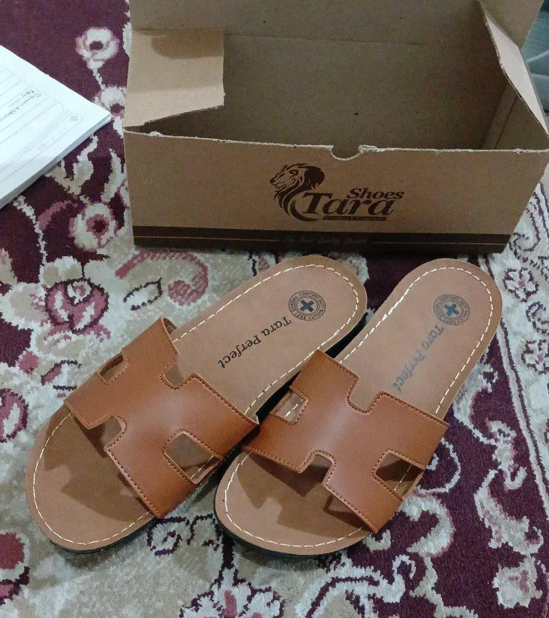 دمپایی و سینی آینه و ظرف میوه هرکدوم 200 ت|ظروف سرو و پذیرایی|فریمان, |دیوار