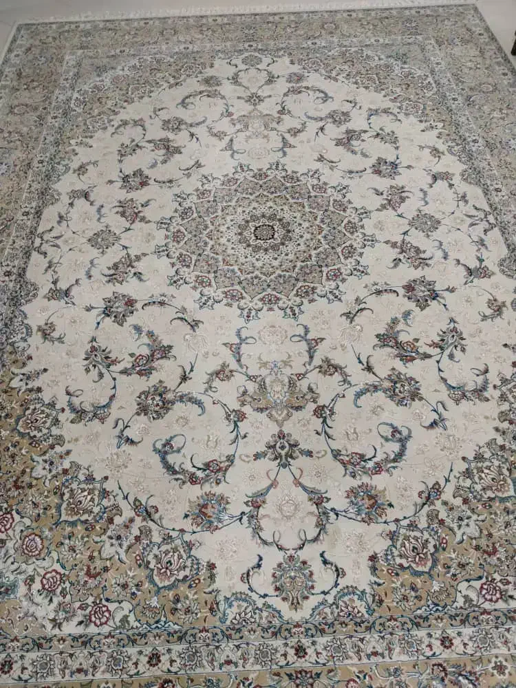 فرش زمرد مشهد ۷۰۰ شانه ۱۲متری دستباف گونه|فرش|زاهدان, |دیوار