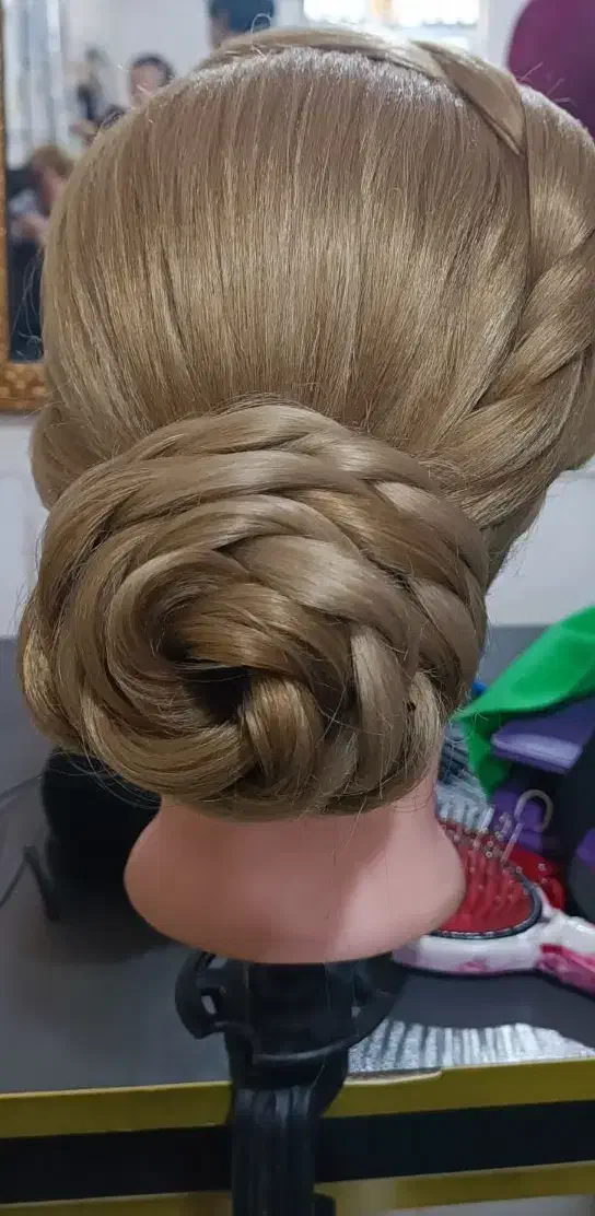 سرمانکن در حد نو|آرایشگاه و سالن‌های زیبایی|مرودشت, شهرک مهدیه|دیوار