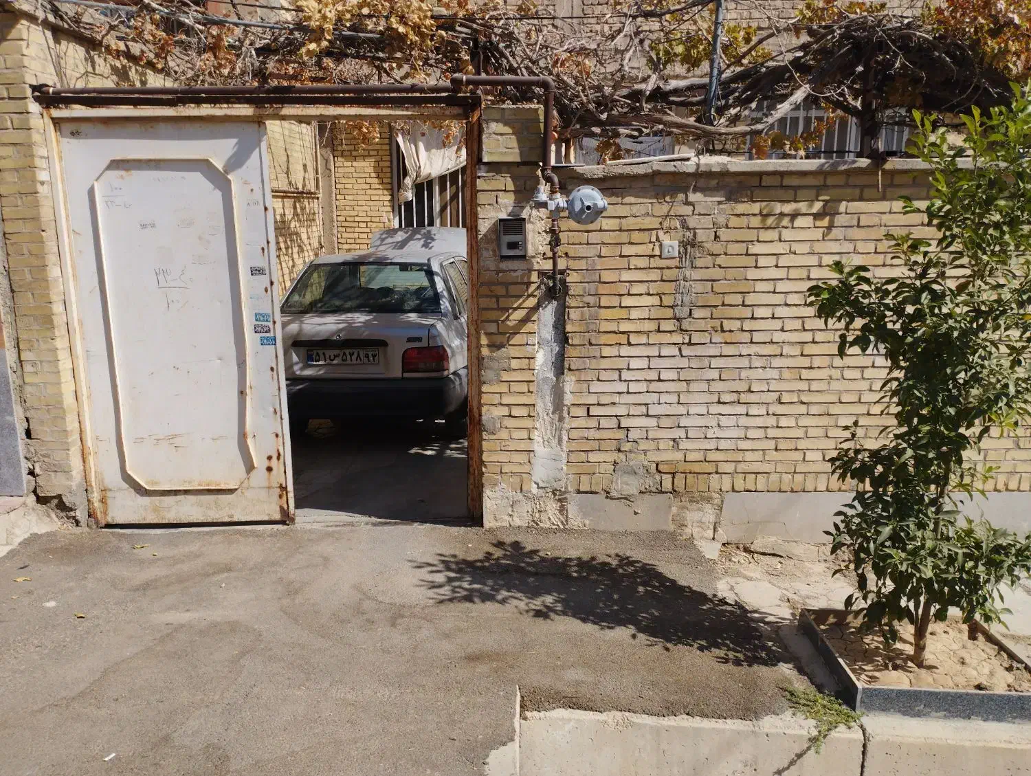 اجاره منزل طبقه دوم میان رود رزمندگان|اجارهٔ خانه و ویلا|شیراز, بهارستان|دیوار