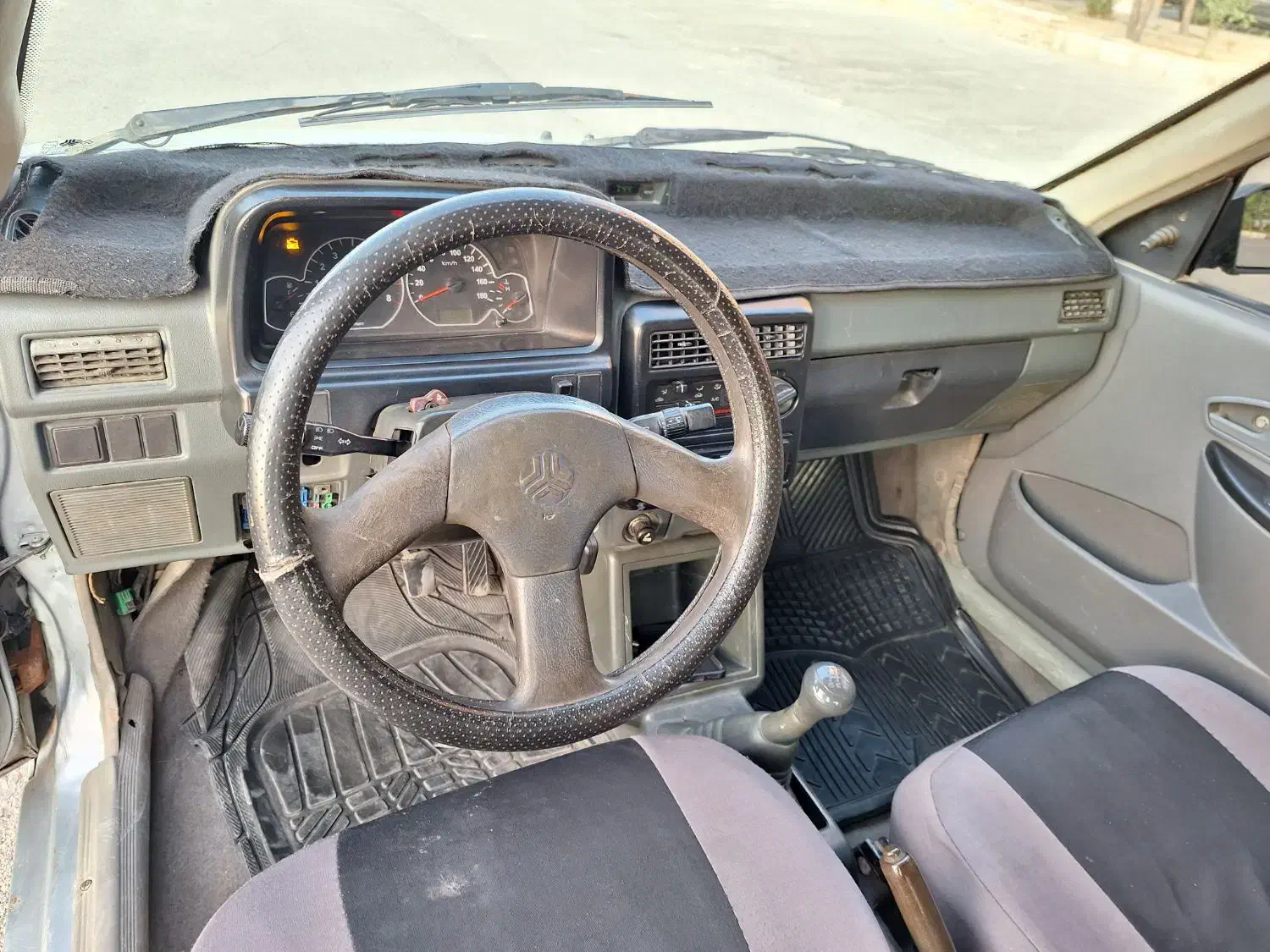 پراید صندوقدار|خودرو سواری و وانت|چهارباغ, |دیوار