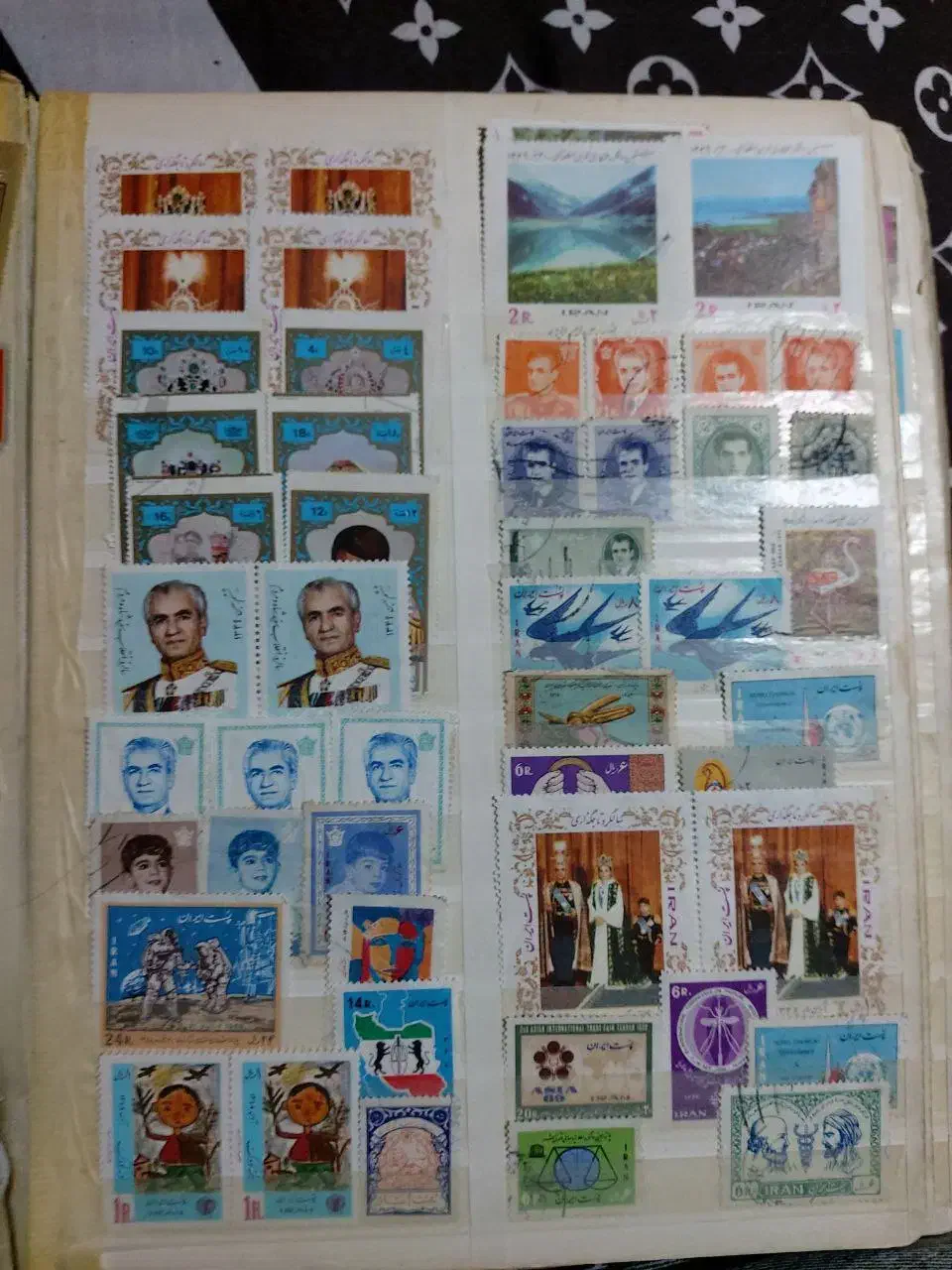 البوم تمبر|کلکسیون سکه، تمبر، اسکناس|ملارد, |دیوار