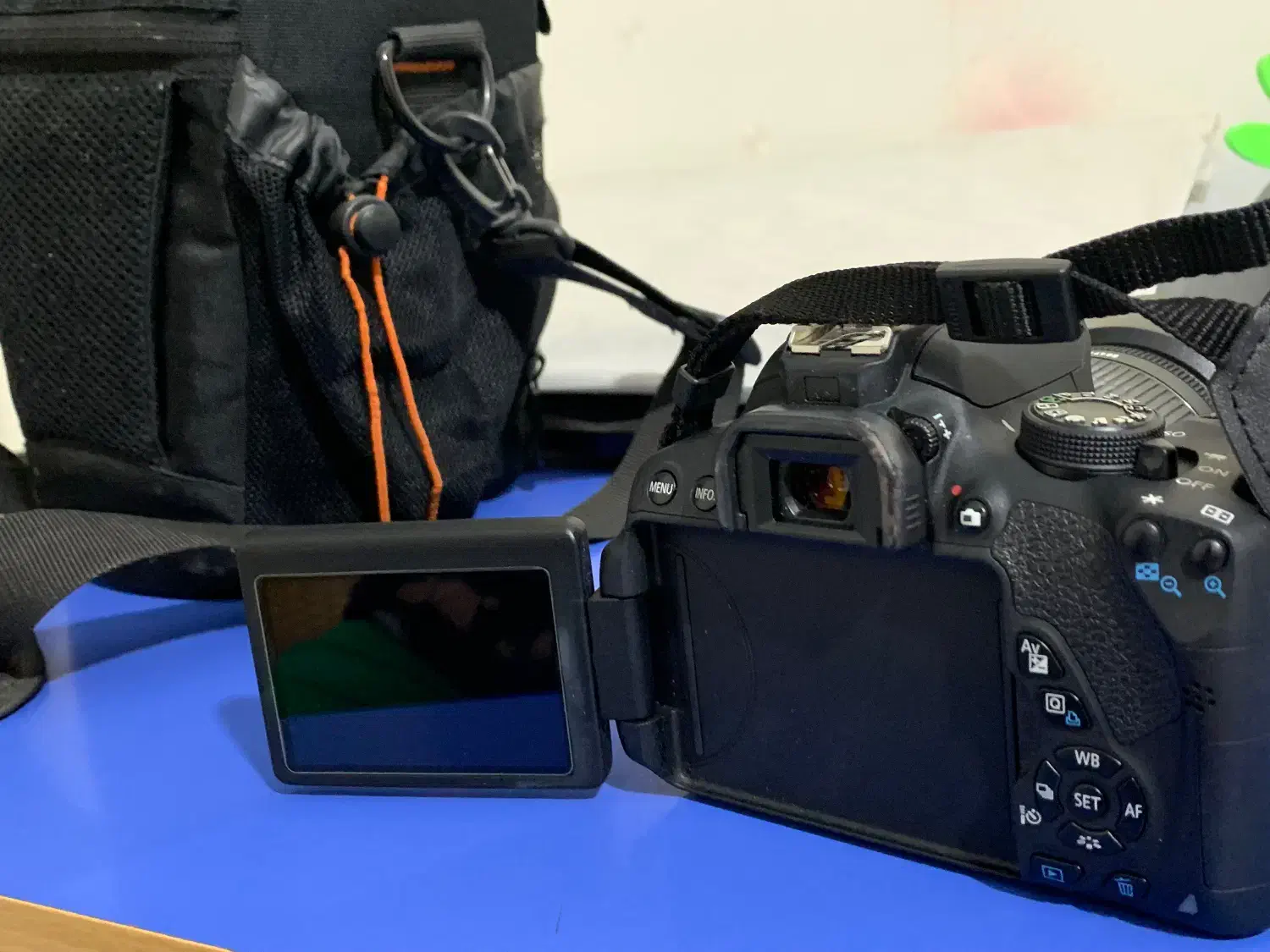 دوربین کنون ۷۰۰d با لنز ۱۸-۵۵|دوربین عکاسی و فیلم‌برداری|محمدیه-قزوین, |دیوار