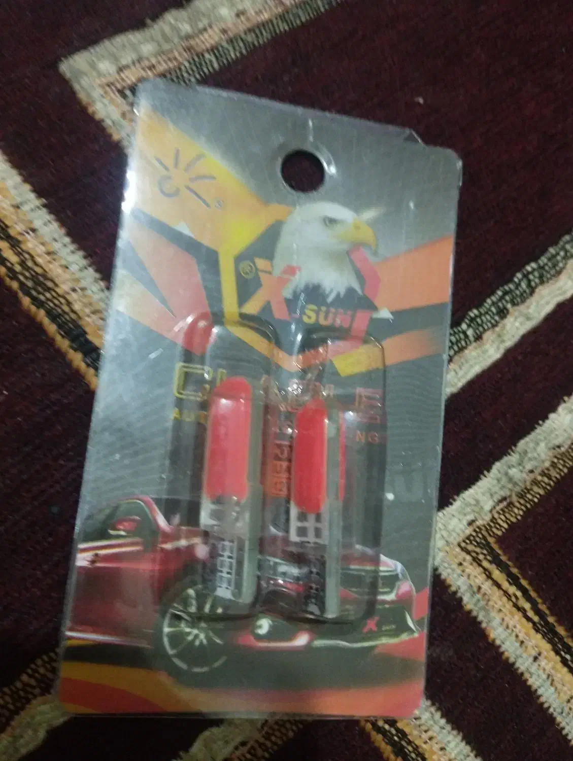 قرمز|لامپ و چراغ|خرمشهر, |دیوار