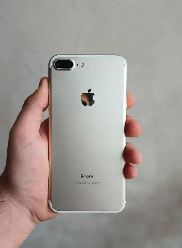 گوشی آیفون 7پلاس ۱۲۸|موبایل|کاشمر, |دیوار