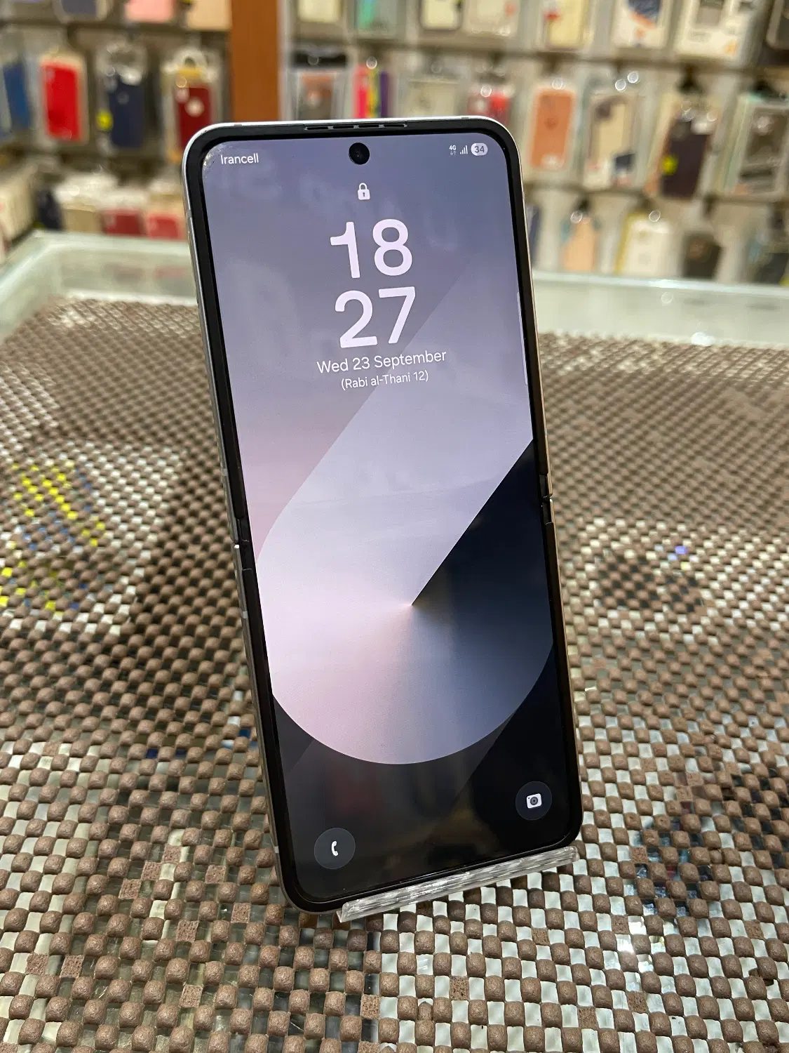 Samsung Z flip 6 با گارانتی شرایط پرداخت داره|موبایل|مشهد, آزادشهر|دیوار
